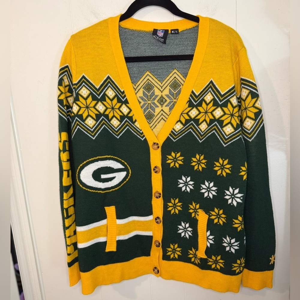 NFL Team Apparel - Wisconsin Green Bay Packers Button Cardigan Sweater, Size XL